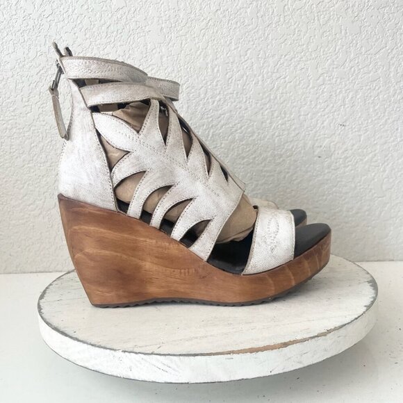 Lane Boots BECCA Wedges Womens 8 Western Cowgirl White Wooden Heeled Sandals - Picture 2 of 11